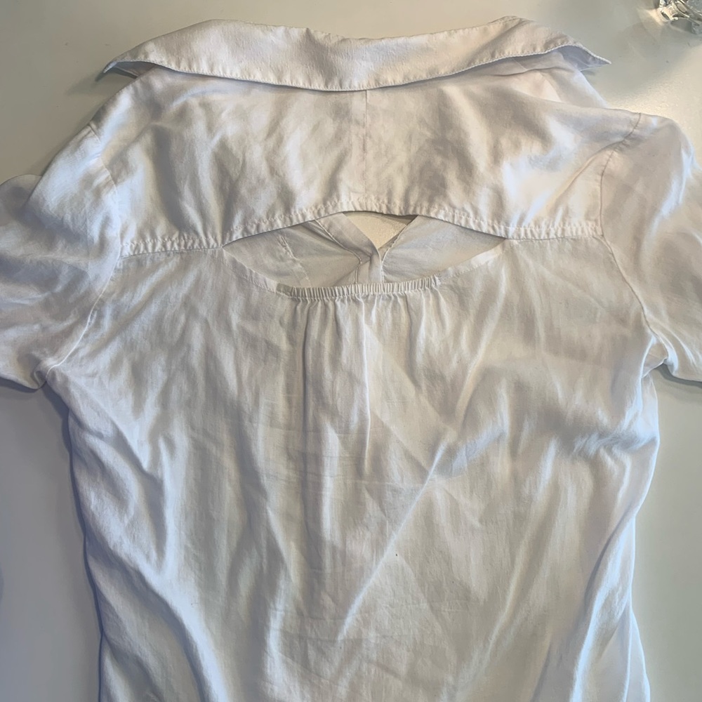 Half button down tunic - Picture 2 of 2